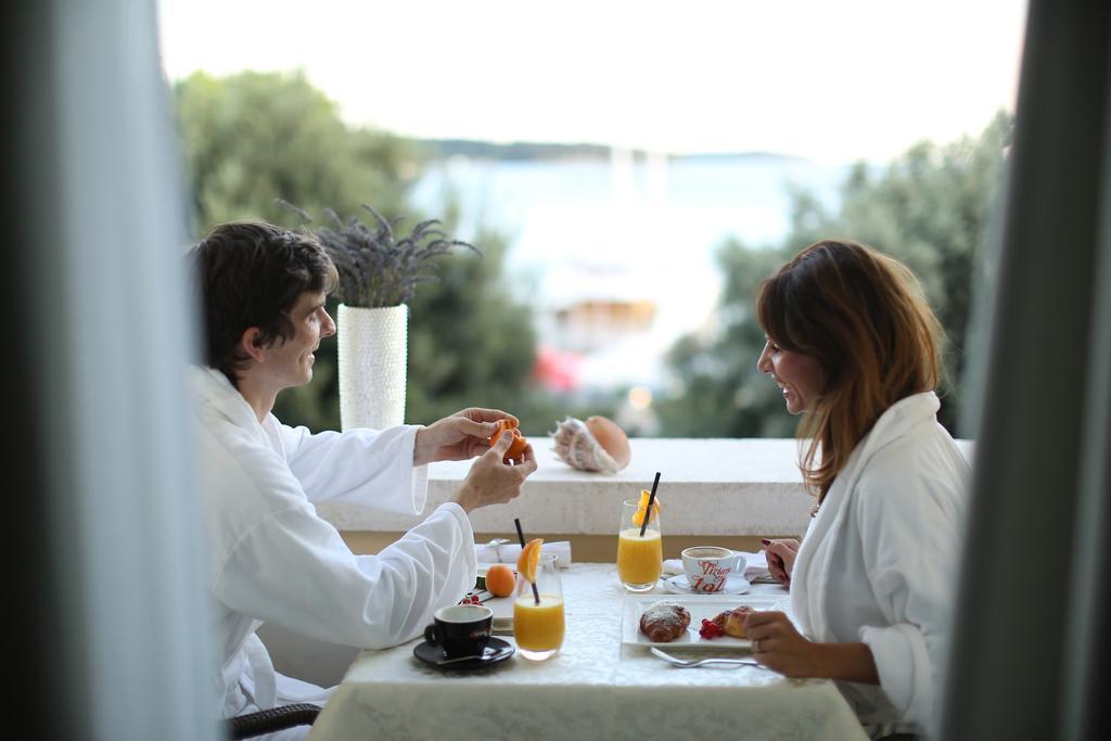Boutique Hotel Mauro Poreč Buitenkant foto