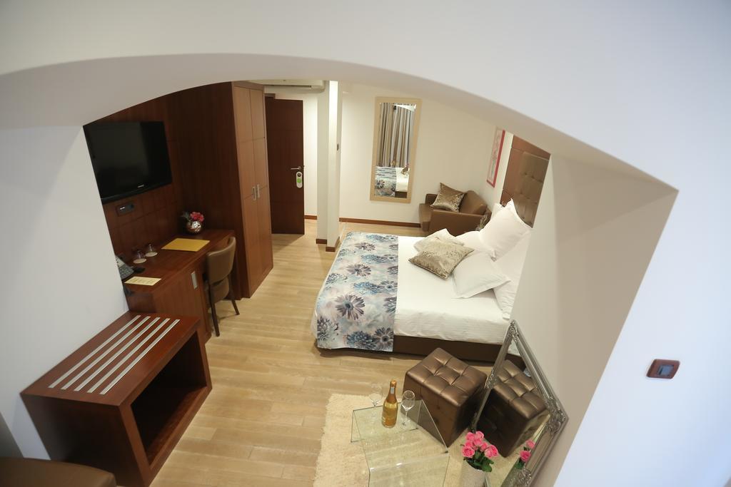 Boutique Hotel Mauro Poreč Buitenkant foto