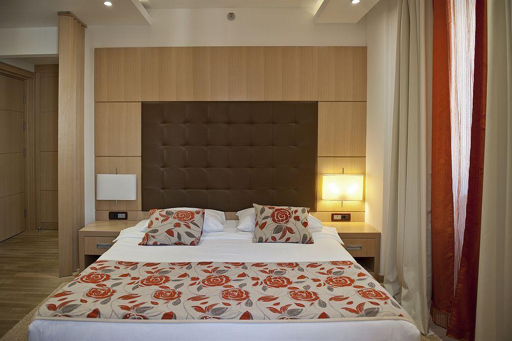 Boutique Hotel Mauro Poreč Buitenkant foto