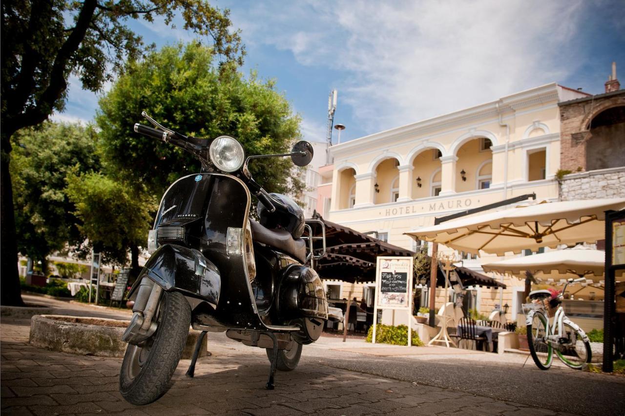 Boutique Hotel Mauro Poreč Buitenkant foto